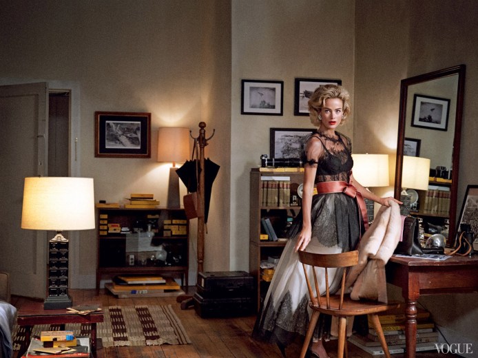 Vogue - Window Dressing 05