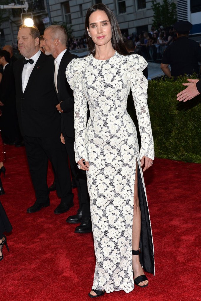 Jennifer Connelly in a white lace strong-shouldered high slit dress by  Louis Vuitton at the 2015 Met Gala. 01. | Style Darling Daily