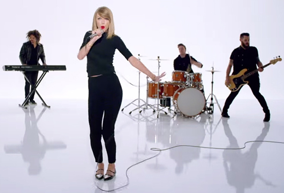 Taylor Swift Shake It Off